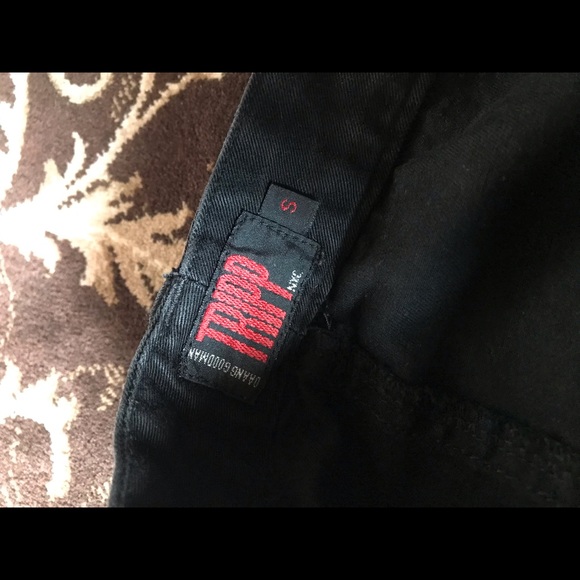 UNIQUE TRIPP NYC BLACK MINI SKIRT - Picture 3 of 5